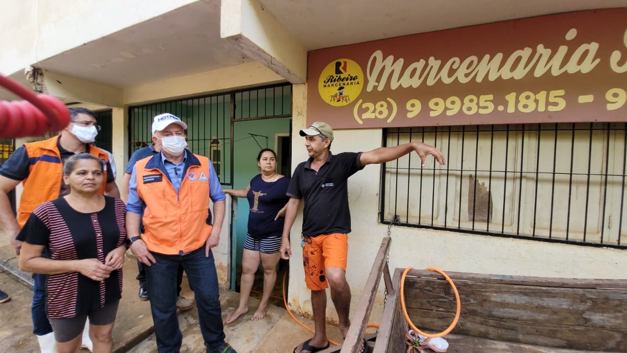 Governador Renato Casagrande esteve em Alegre