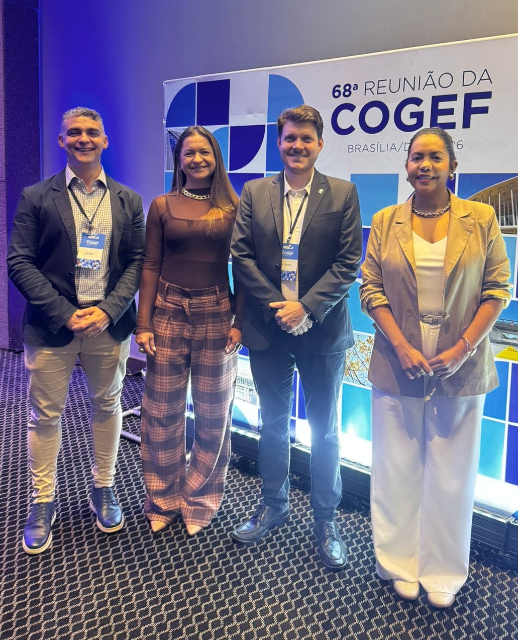 Representaram a Sefaz no evento o subsecretário de Estado de Assuntos Administrativos, Alex Favalessa; o gerente de Tecnologia da Informação, Luiz Carlos Lessa; a gerente de Projetos Estratégicos e coordenadora-geral do Programa de Modernização da Gestão Fiscal do Estado do Espírito Santo (Profisco II), Paula Tardin; e a subgerente de Projetos Estratégicos, Joseani Martins.|||Fotógrafo: